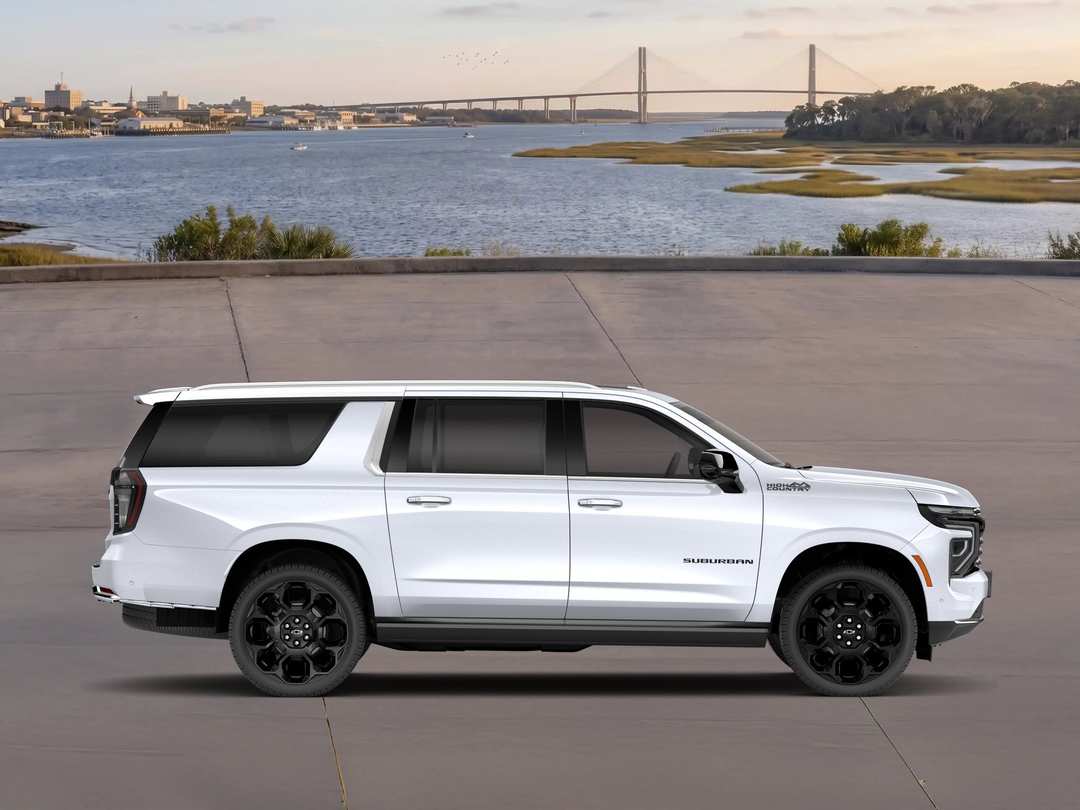 2026 Chevrolet Suburban High Country - Image 2