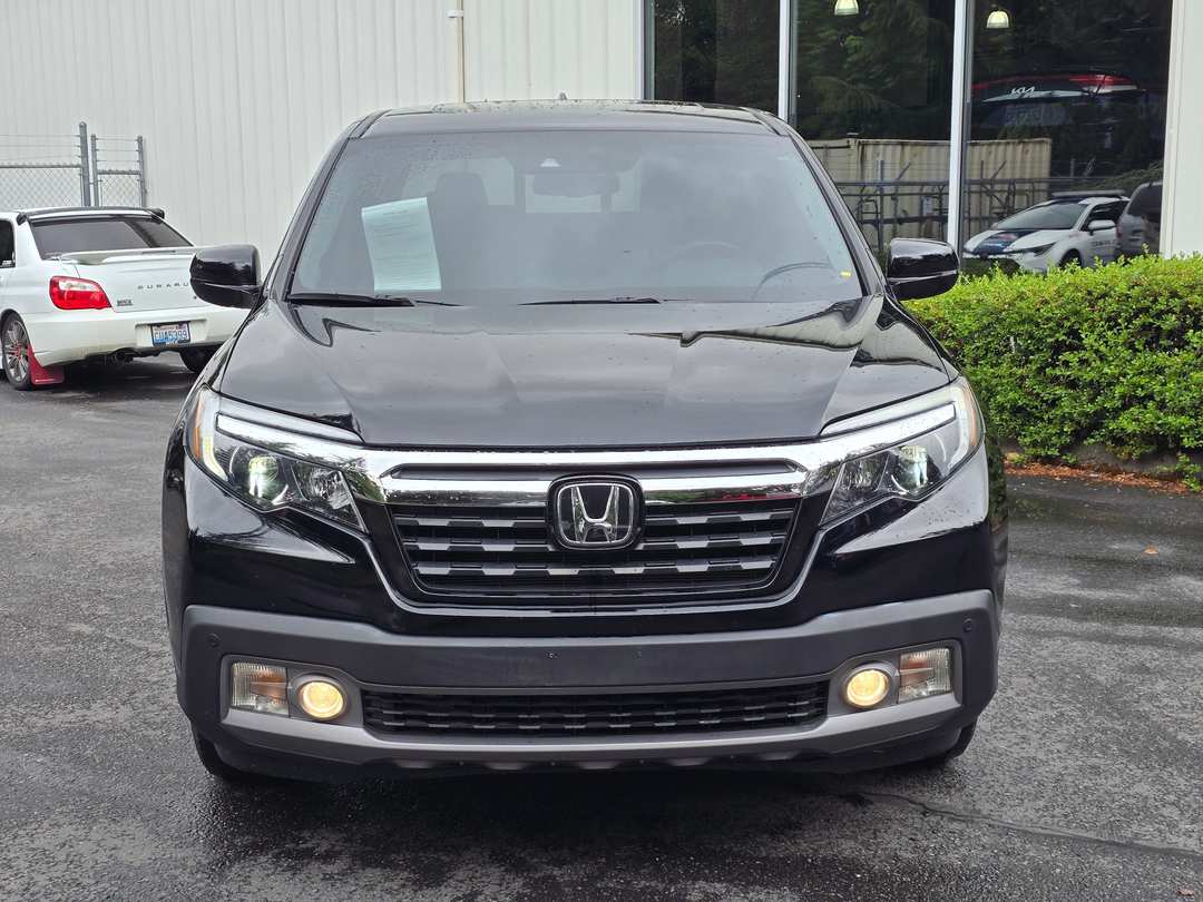 2018 Honda Ridgeline RTLE - Image 2