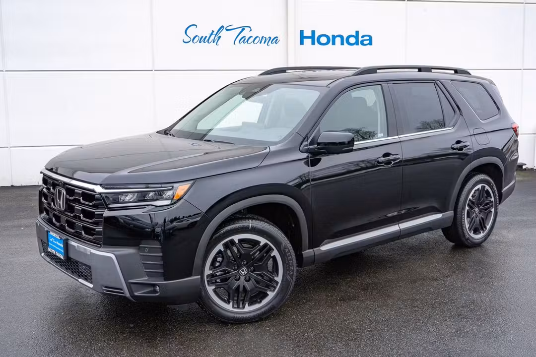 2026 Honda Pilot Touring - Image 2