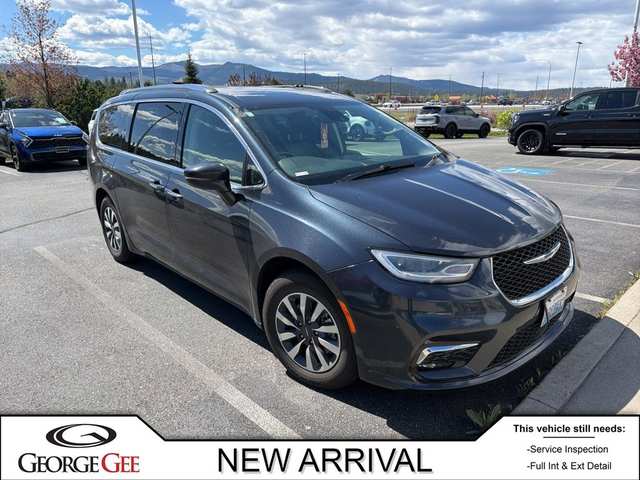 2021 Chrysler Pacifica Touring L