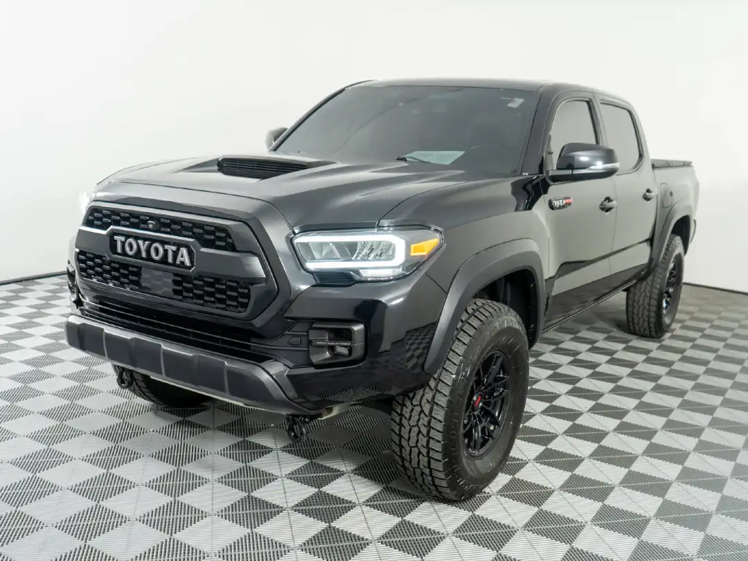 2020 Toyota Tacoma TRD Pro - Image 3