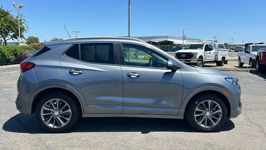 2020 Buick Encore Gx Preferred - Image 2