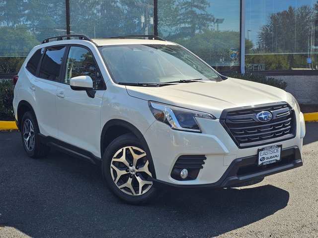 2023 Subaru Forester Premium