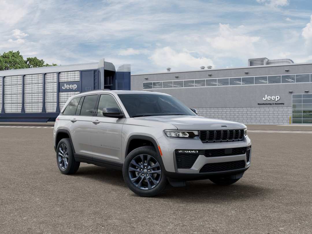 2026 Jeep Grand Cherokee 85th Anniversary Edition - Image 3