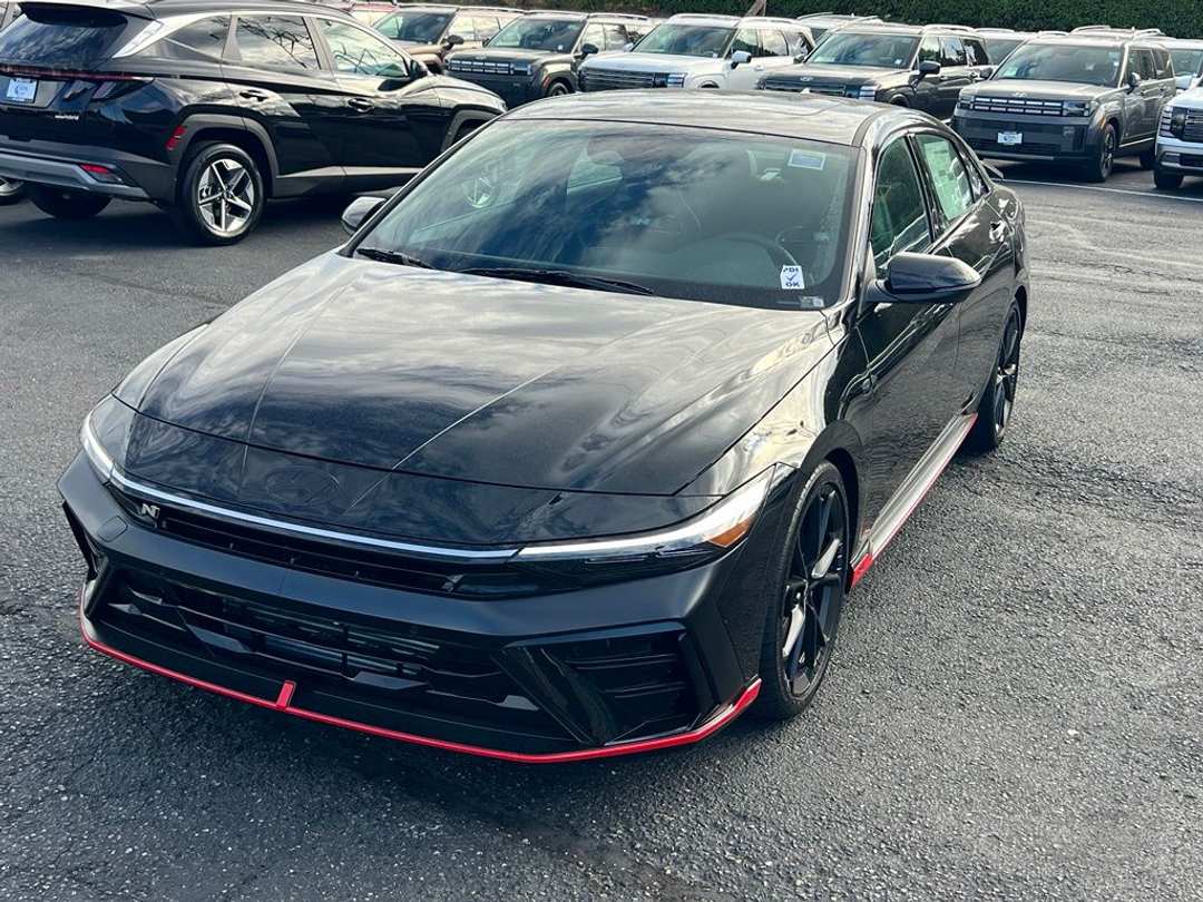 2026 Hyundai Elantra N Base - Image 3