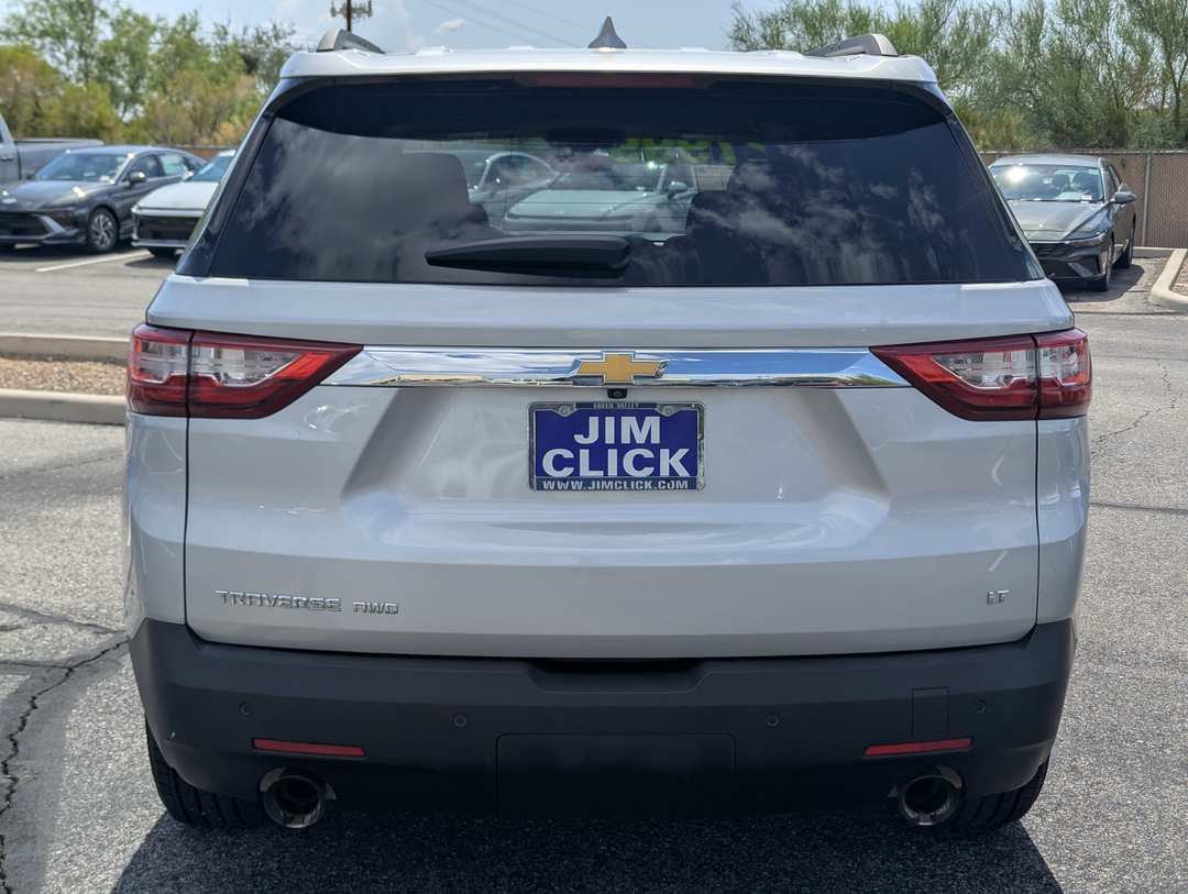 2021 Chevrolet Traverse LT Cloth - Image 3