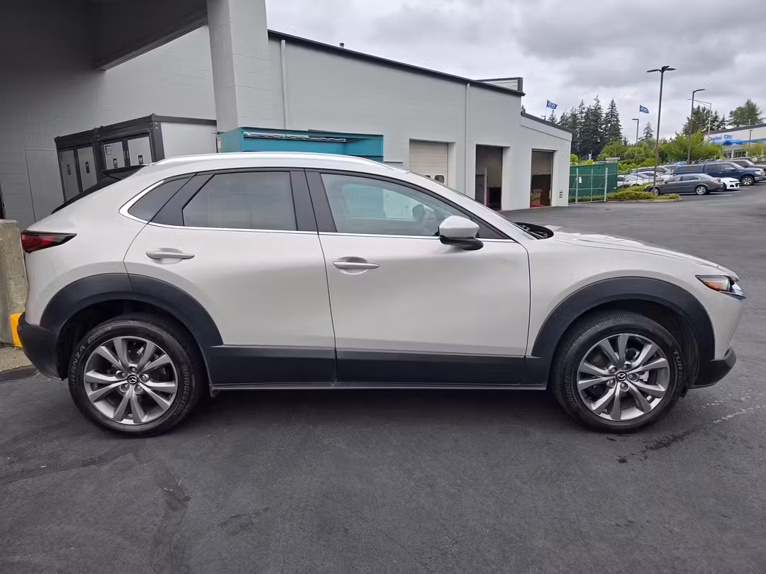 2024 MAZDA Cx-30 2.5 S Preferred Package - Image 3