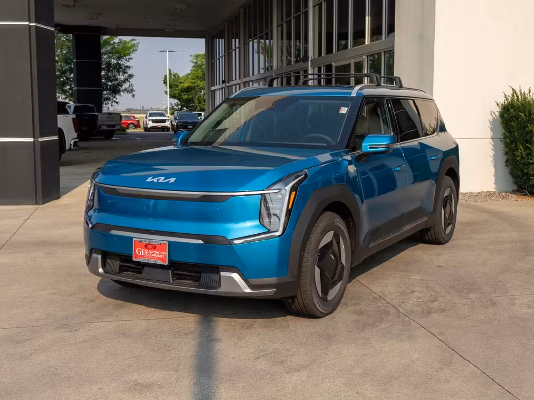 2026 Kia Ev9 Wind - Image 3