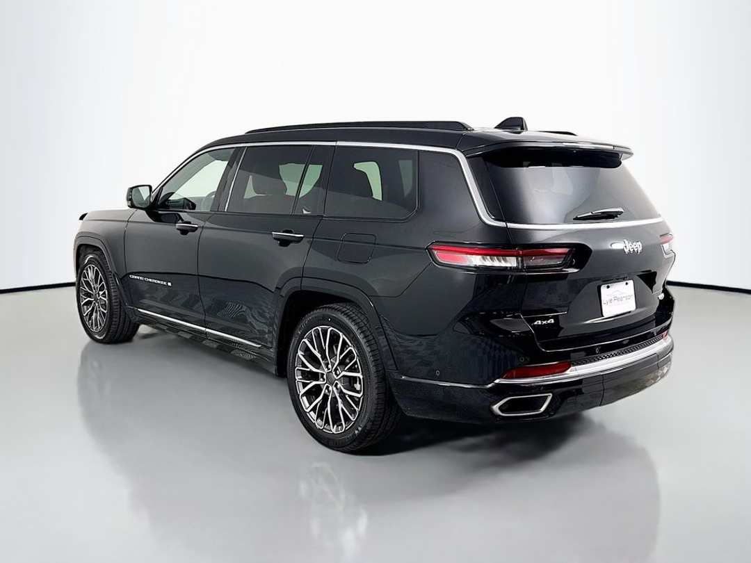 2024 Jeep Grand Cherokee L Summit - Image 3