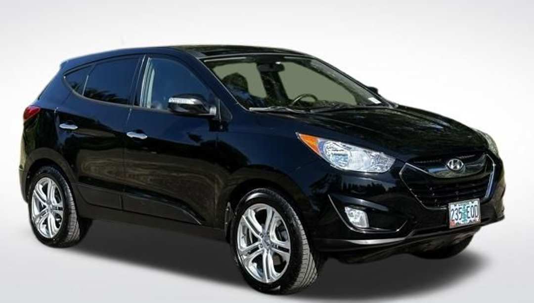 2010 Hyundai Tucson Limited - Image 2