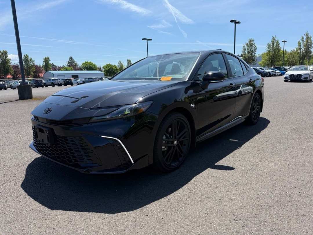 2026 Toyota Camry SE Nightshade - Image 3