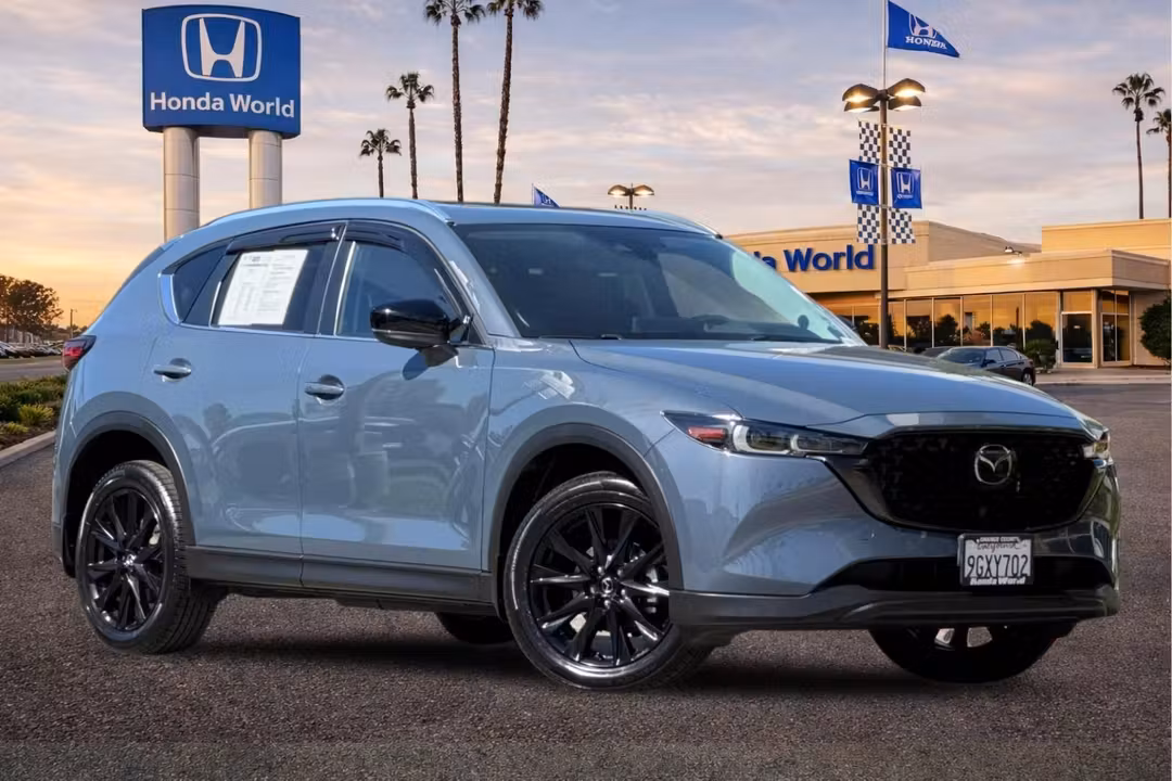 2023 MAZDA CX-5 2.5 S Carbon Edition - Image 2