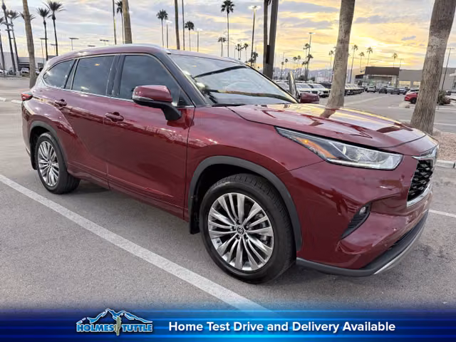 2022 Toyota Highlander Platinum