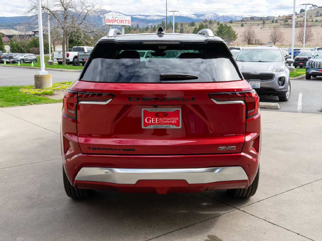 2026 GMC Terrain Denali - Photo 6