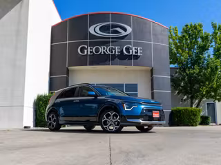 2026 Kia Niro SX Touring