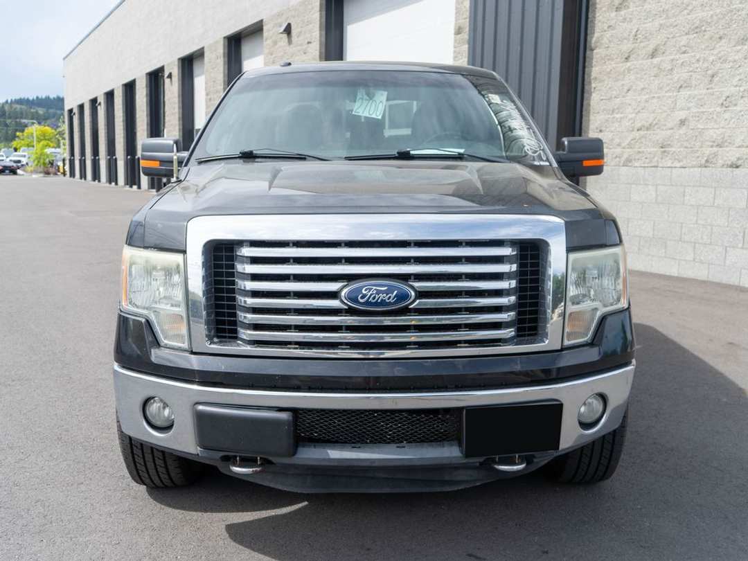 2011 Ford F-150 XLT - Image 2