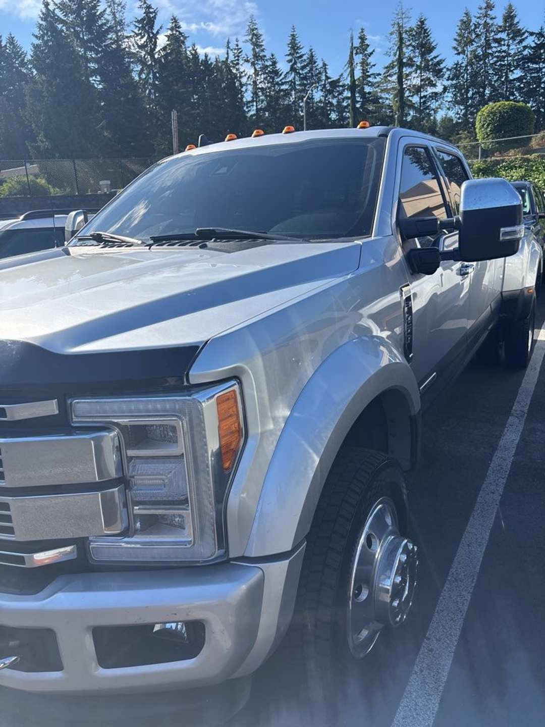 2019 Ford F-450Sd Platinum - Image 2