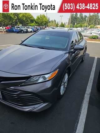 2019 Toyota Camry Hybrid XLE