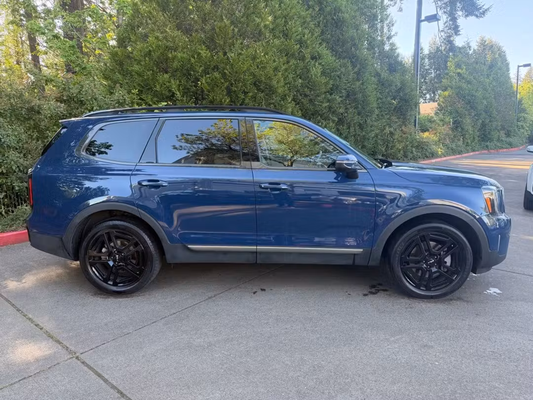 2023 Kia Telluride EX XLine - Image 2