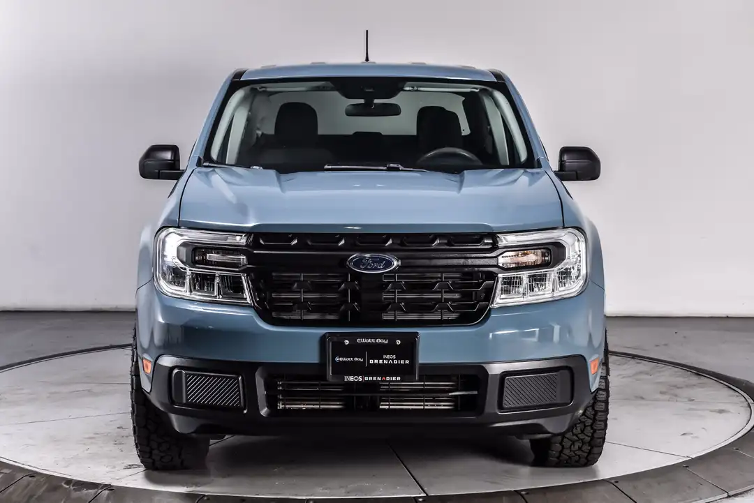 2022 Ford Maverick XL - Image 2