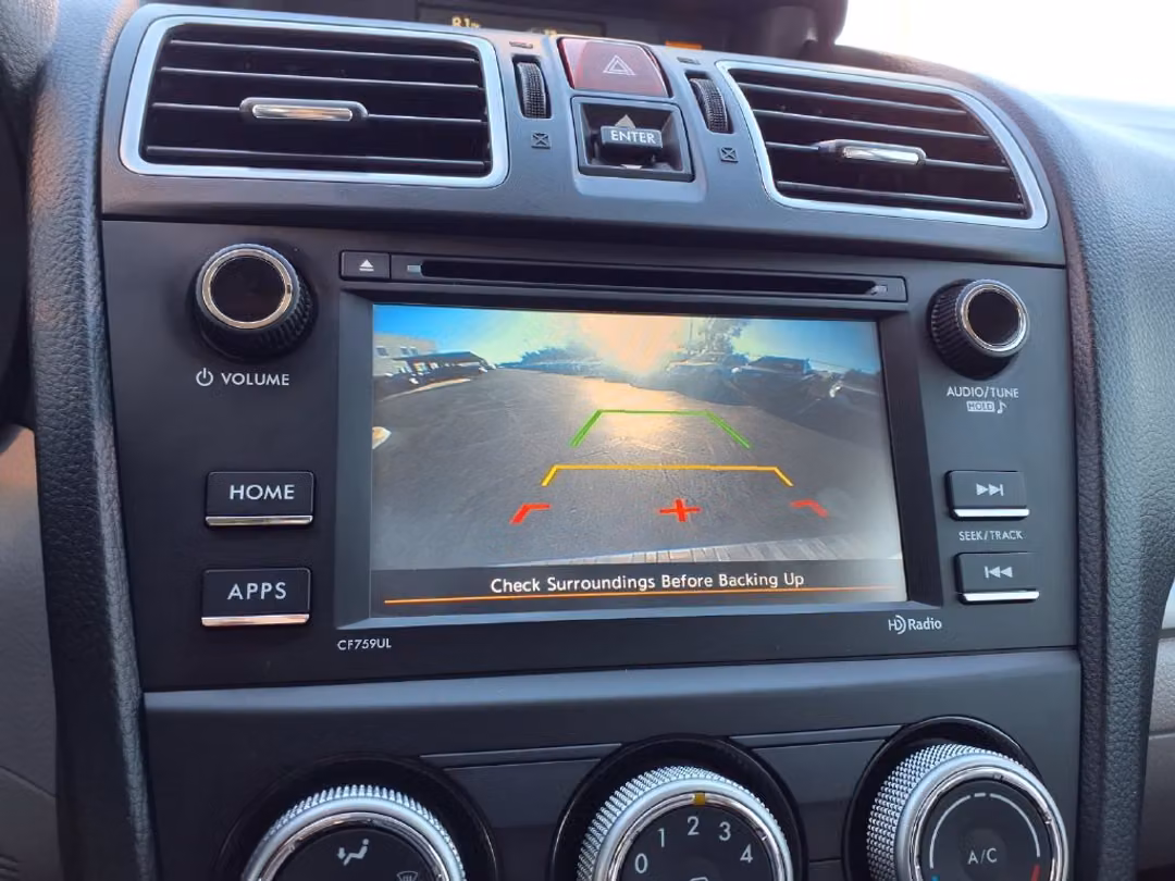 2018 Subaru Forester 2.5i - Image 3