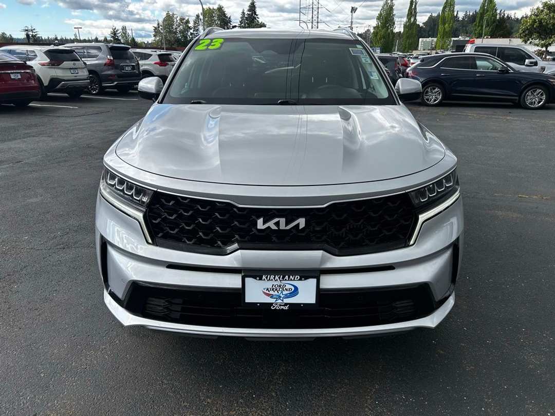2023 Kia Sorento Hybrid EX - Image 3