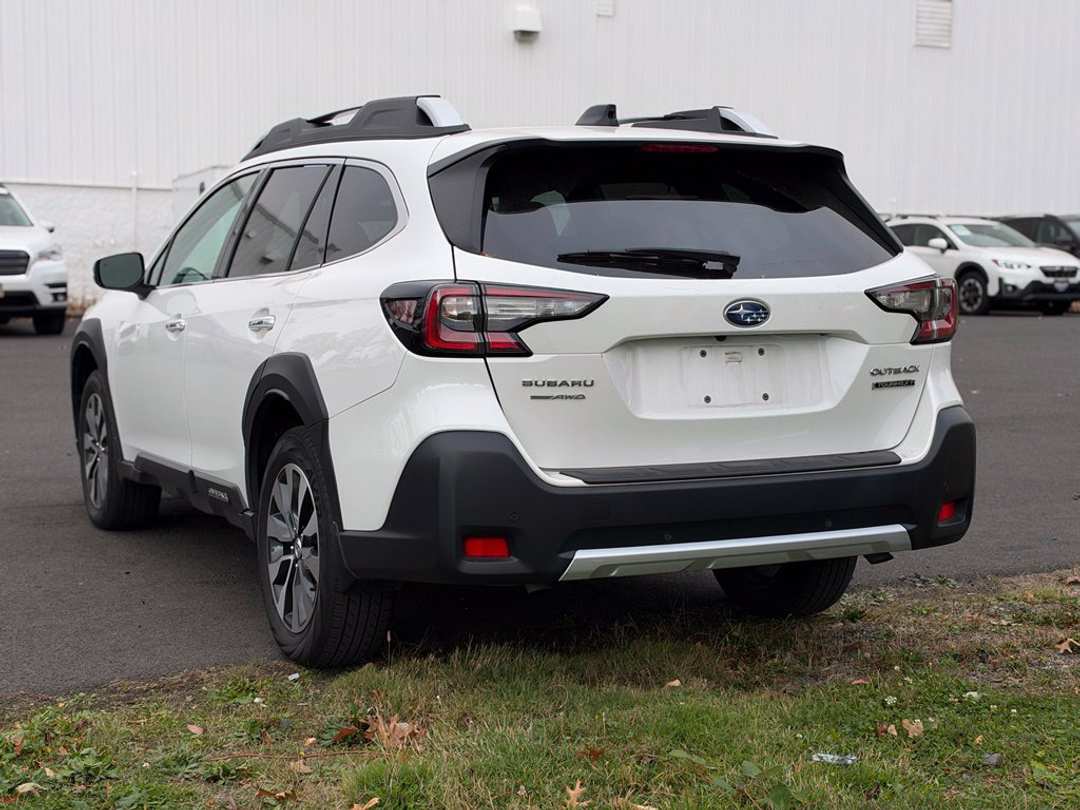 2024 Subaru Outback Touring XT - Image 2