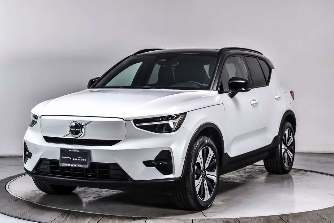 2023 Volvo Xc40 Recharge Pure Twin Plus - Image 2