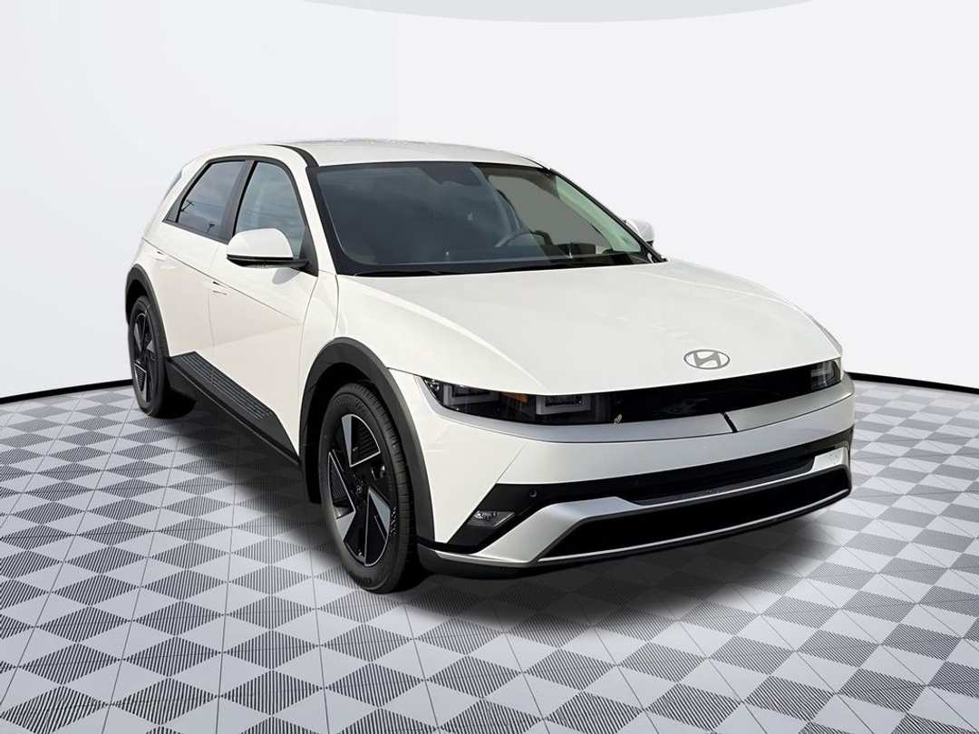 2026 Hyundai Ioniq 5 SE - Image 2