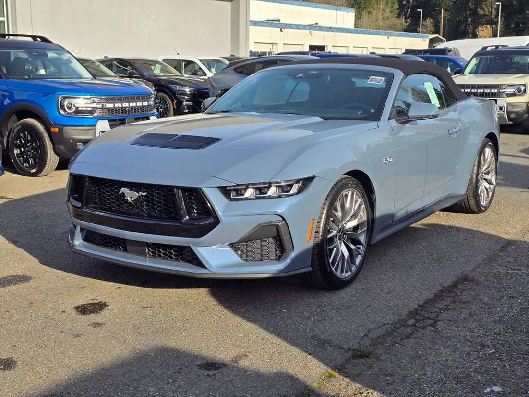 2025 Ford Mustang GT Premium - Image 3