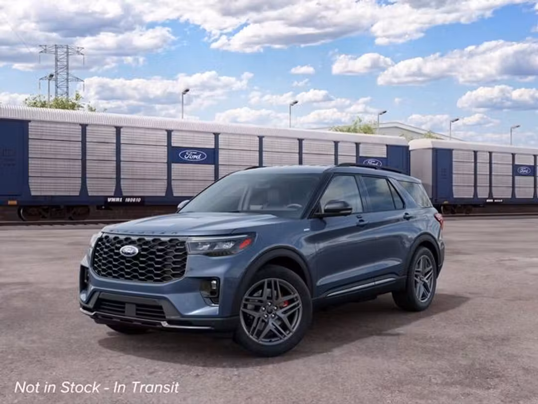 2027 Ford Explorer STLine - Image 2