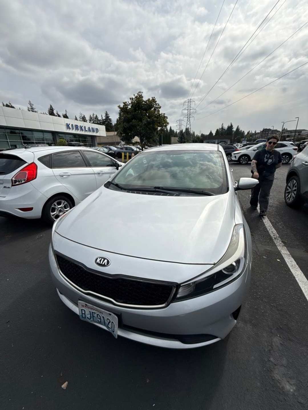 2017 Kia Forte5 LX - Image 2