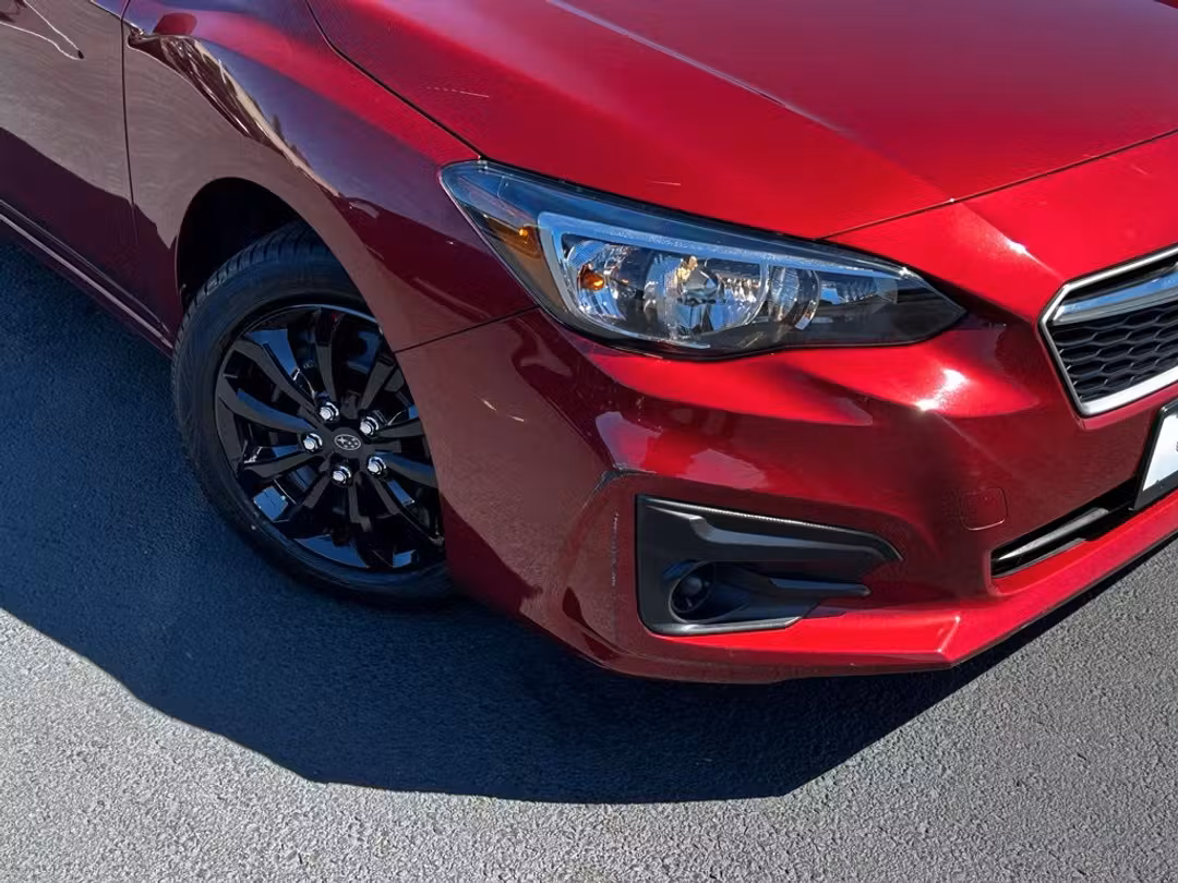2017 Subaru Impreza 2.0i - Image 2