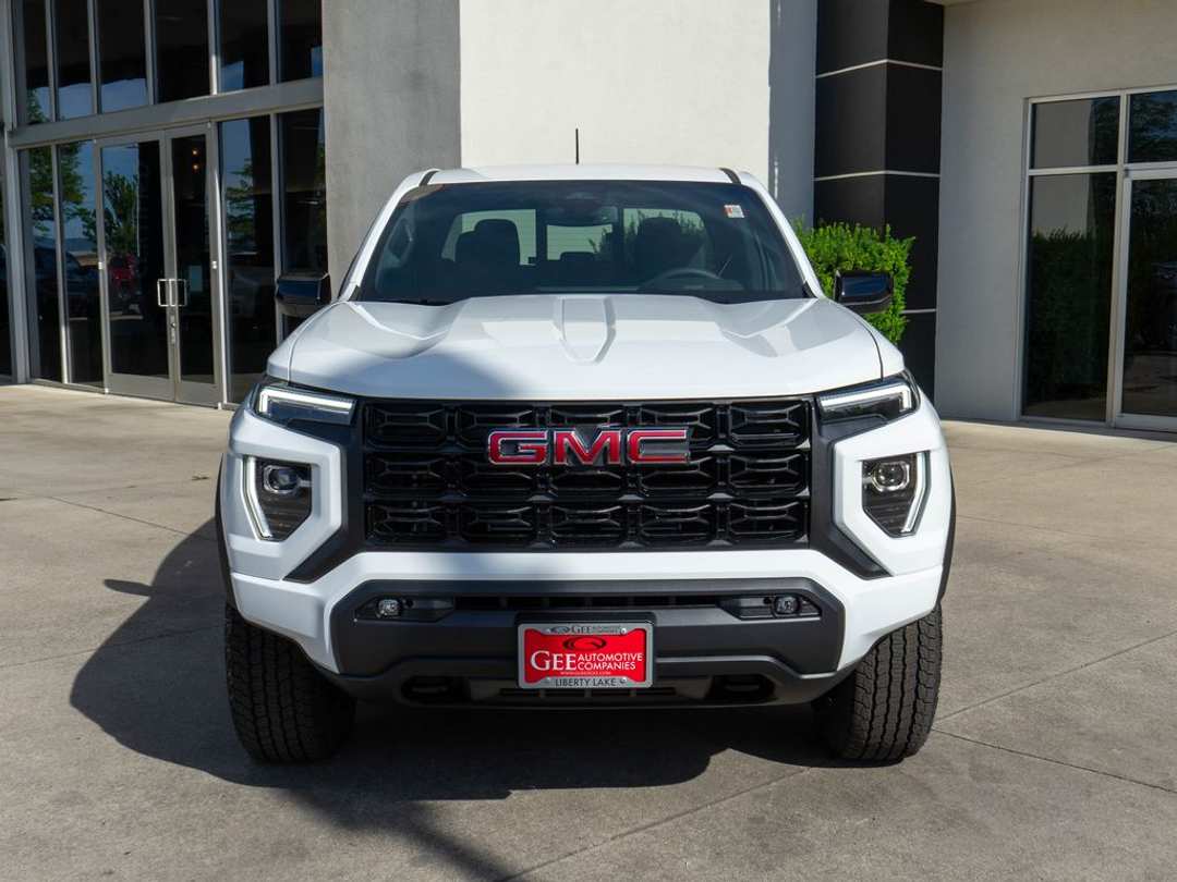2026 GMC Canyon Elevation - Image 2