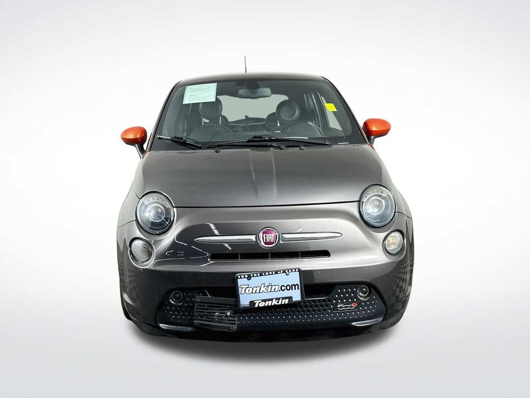 2014 FIAT 500E Battery Electric - Image 2