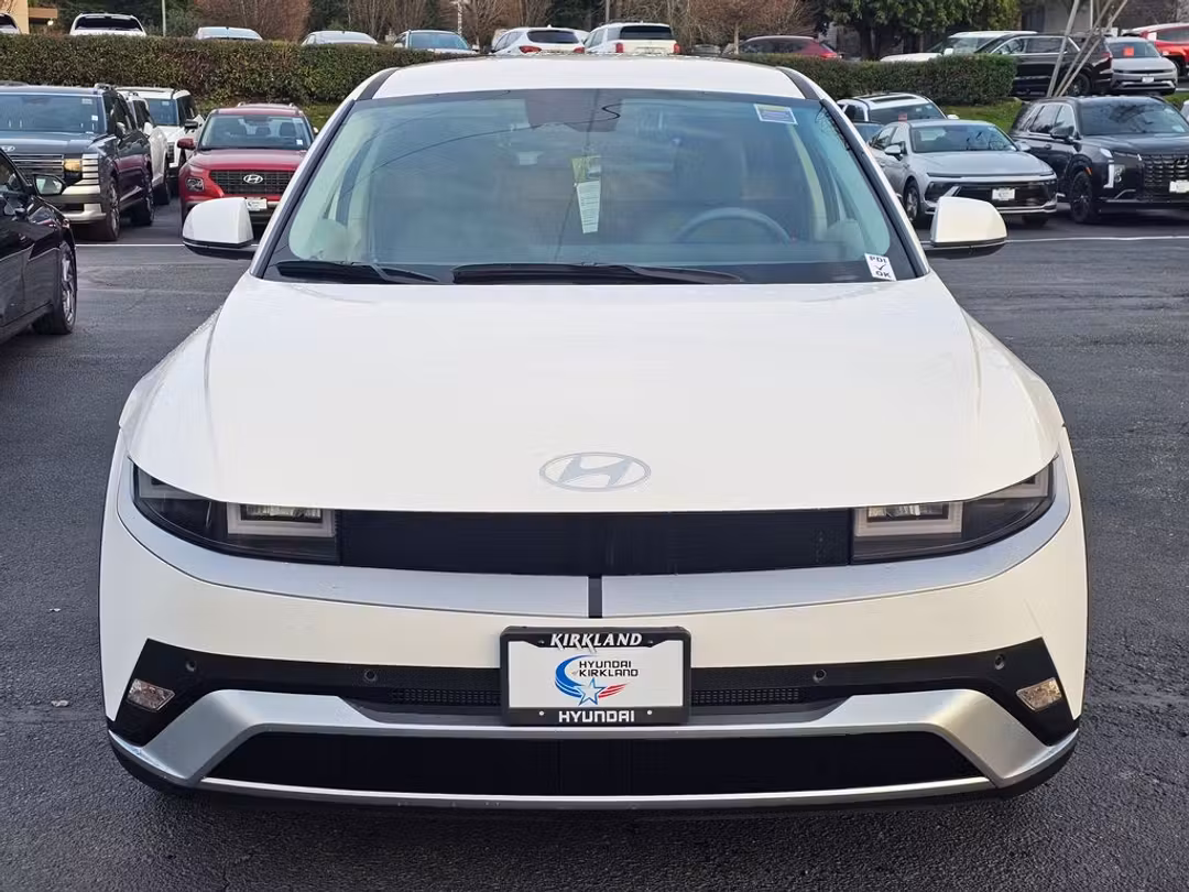 2026 Hyundai Ioniq 5 SEL - Image 2