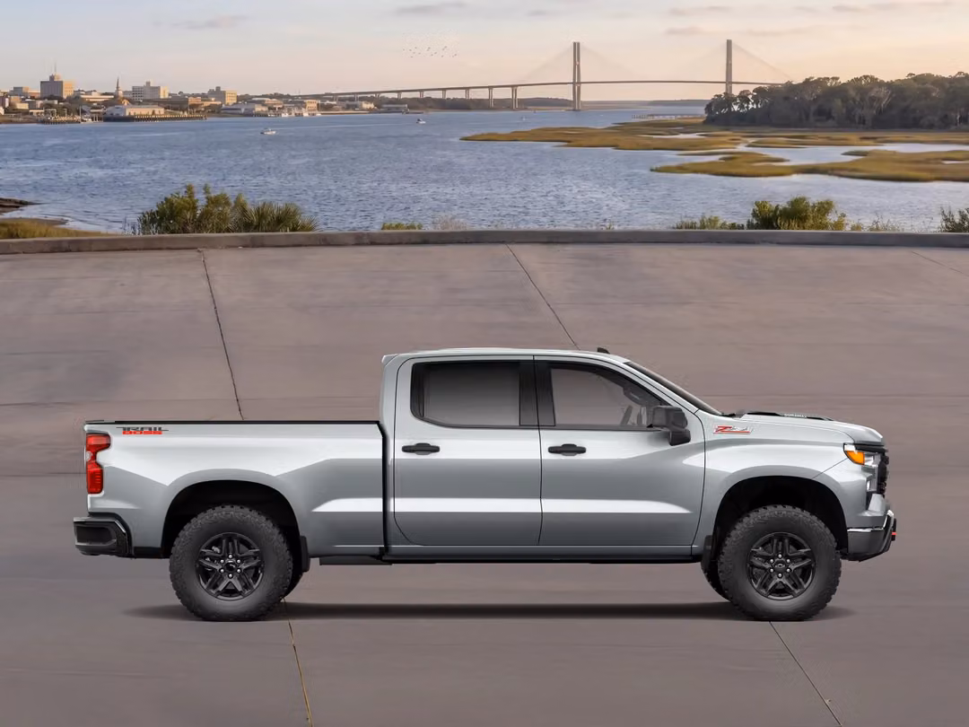 2026 Chevrolet Silverado 1500 Custom Trail Boss - Image 3
