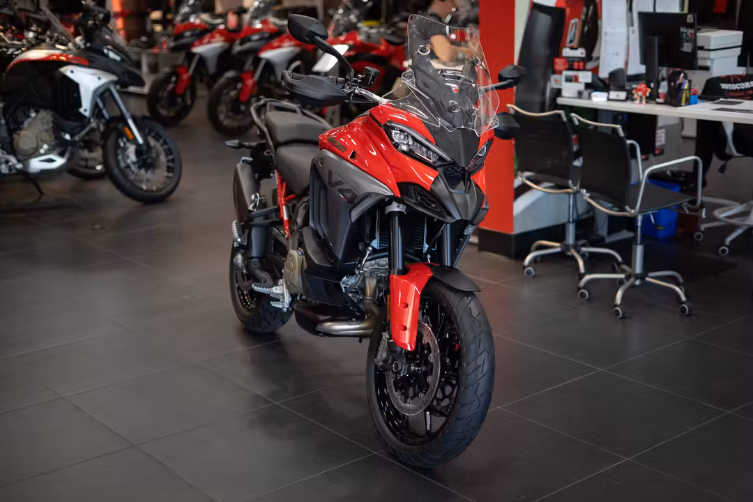2025 Ducati Multistrada V4 - Image 3