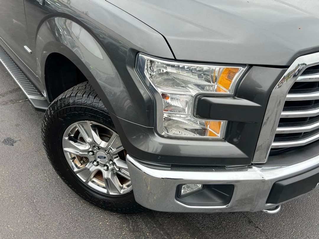 2015 Ford F-150 XLT - Image 2
