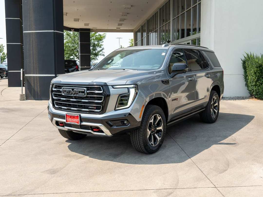 2026 GMC Yukon AT4 - Image 3