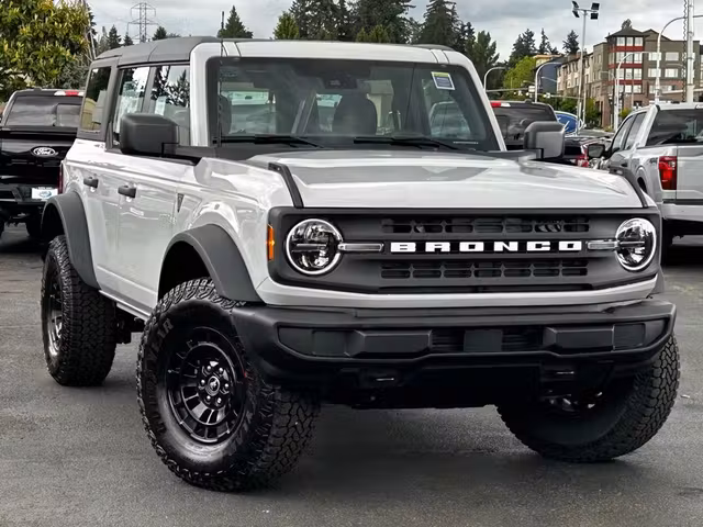 2026 Ford Bronco Base