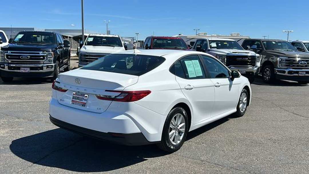 2025 Toyota Camry LE - Image 3