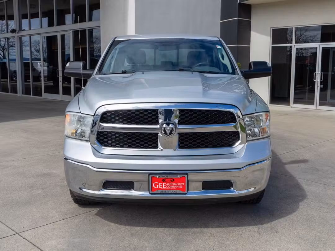 2017 Ram 1500 SLT - Image 2