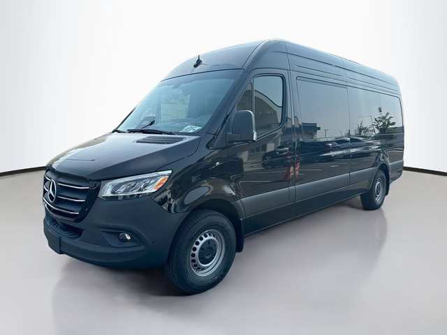 2026 Mercedes-Benz Sprinter 2500 Passenger 170 WB