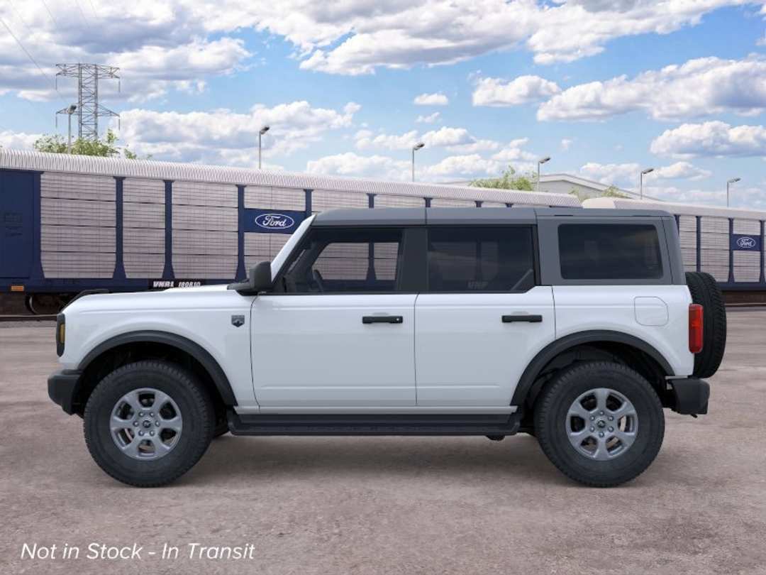 2026 Ford Bronco Big Bend - Image 3