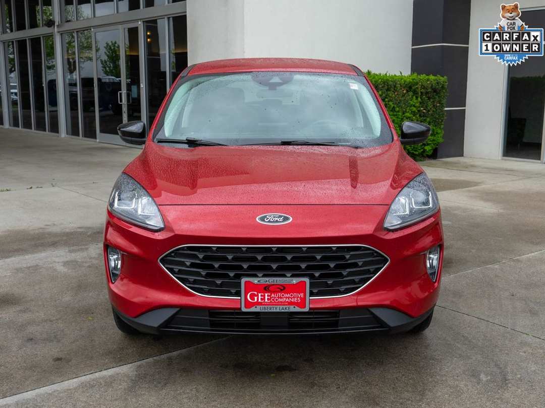 2022 Ford Escape SEL - Image 2