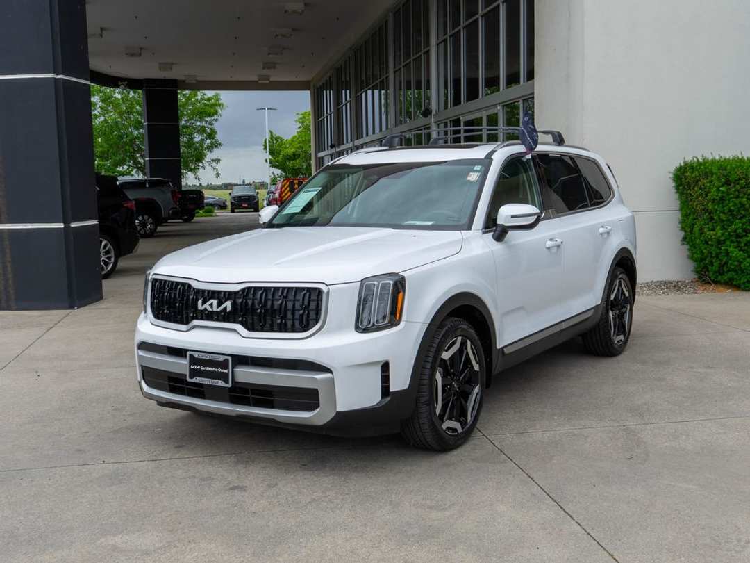 2024 Kia Telluride EX - Image 3