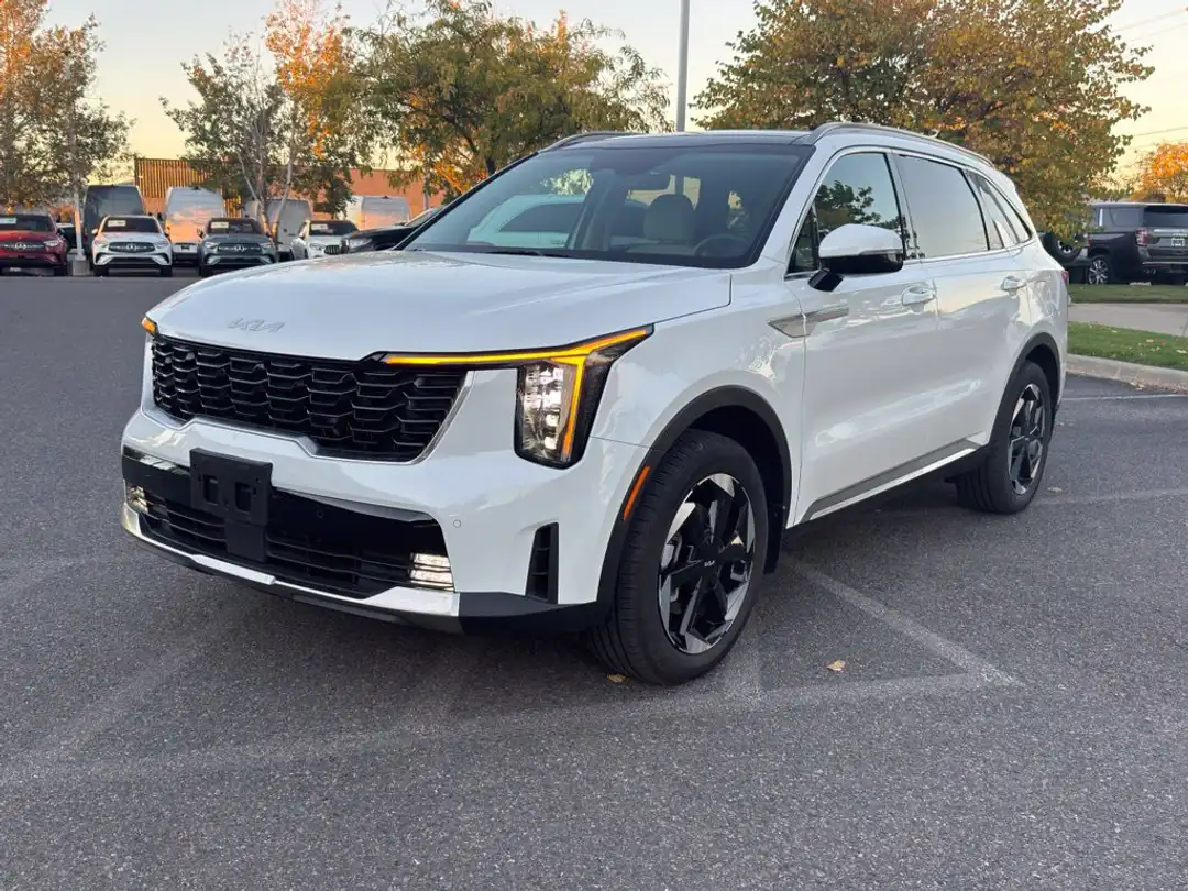 2025 Kia Sorento Hybrid EX - Image 3