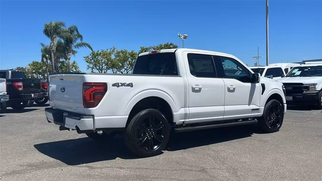 2026 Ford F-150 Lariat - Image 3