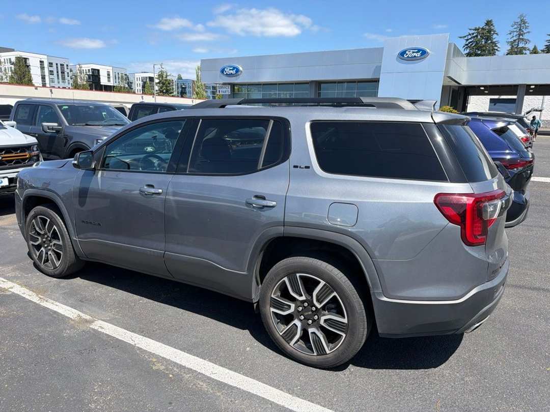 2021 GMC Acadia SLE - Image 3